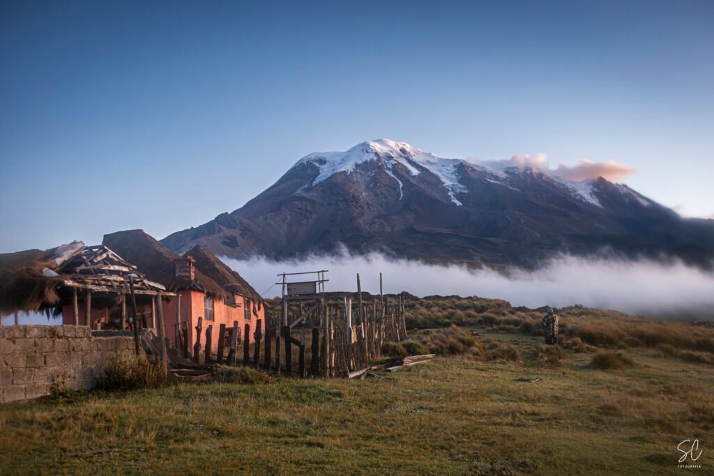 Amanecer andino al pie del Chimborazo (Por: Susie Castellano)