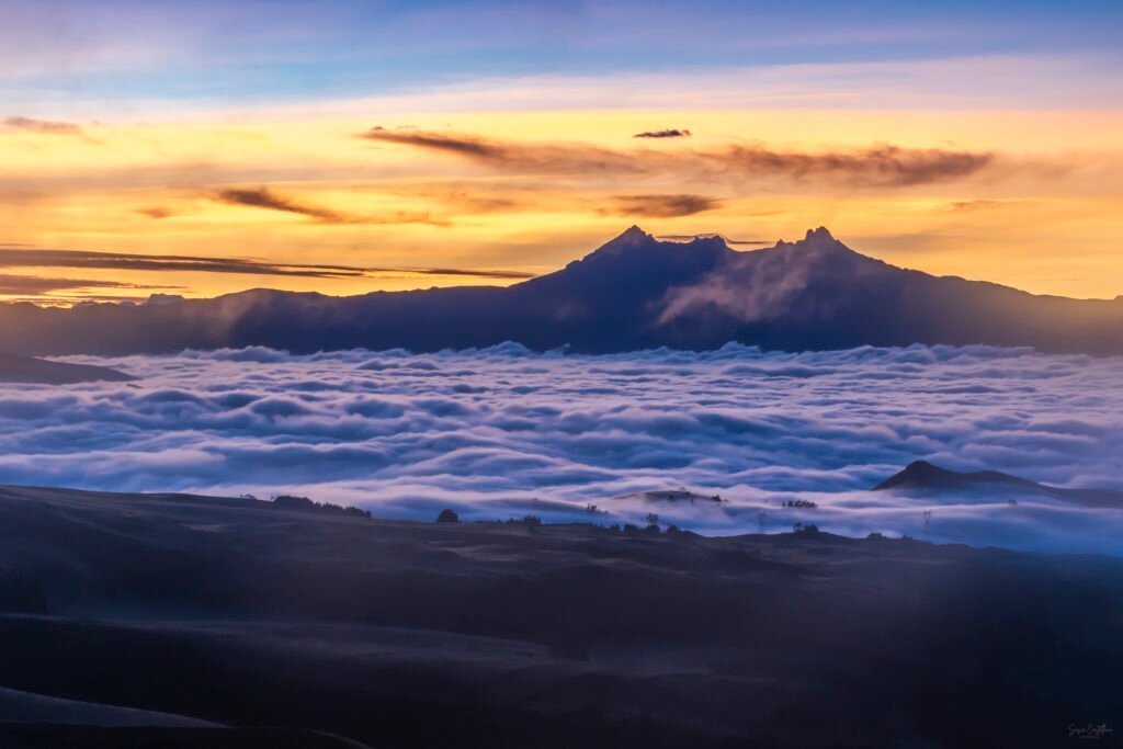 EL ALTAR VISTO DESDE EL PARQUE CHIMBORAZO. POR SUSIE CASTELLANO